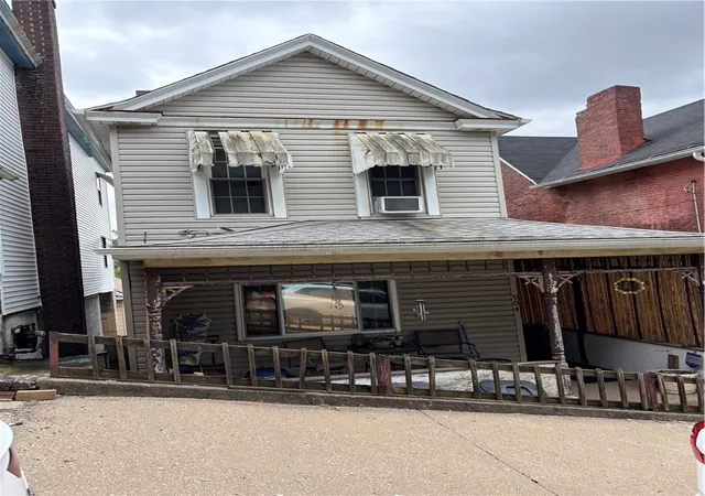 Single family home for sale at 904 Coalmont St, Braddock, PA 15104 | MLS# 1774742