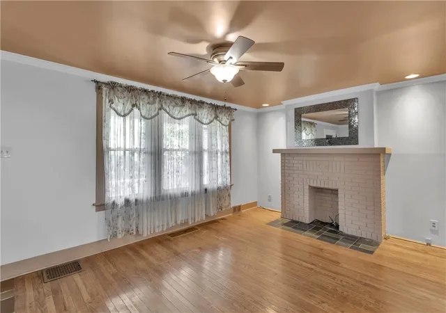 Photo 3 of Single family home for sale at 1112 Pemberton St, Brighton Heights, PA 15212 | MLS# 1774629 | Listing updated on 2026-10-13