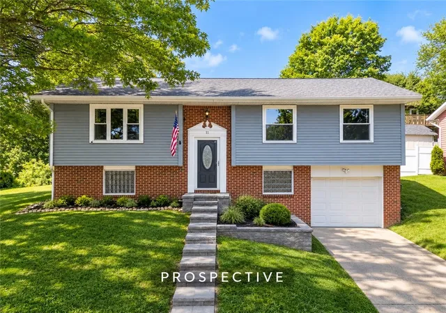 Photo 1 of Single family home for sale at 11 Pine St, City Of Washington, PA 15301 | MLS# 1774797 | Listing updated on 2026-10-21