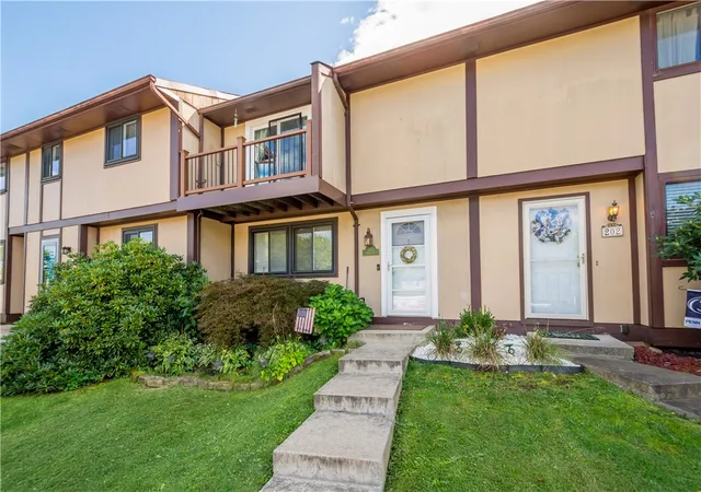 Photo 2 of Townhouse for sale at 203 Walden Way, North Fayette, PA 15126 | MLS# 1774769 | Listing updated on 2026-10-19