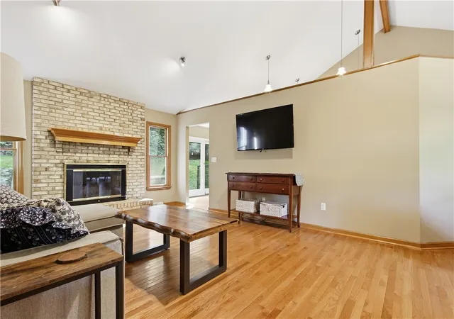 Photo 3 of Single family home for sale at 314 Glade Run Rd, Forward Twp, PA 16033 | MLS# 1774962 | Listing updated on 2026-10-20