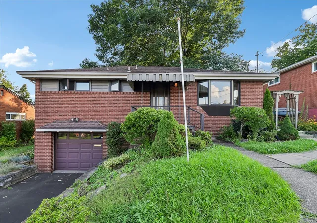 Photo 1 of Single family home for sale at 478 Balconade Dr, Baldwin Boro, PA 15236 | MLS# 1774933 | Listing updated on 2026-10-16