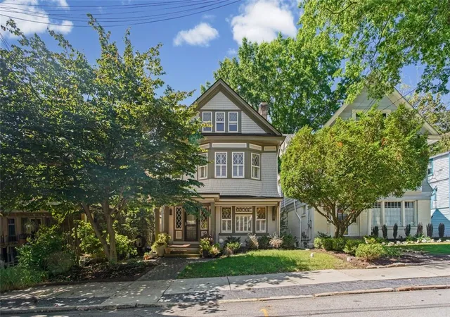 Photo 2 of Single family home for sale at 1144 Wightman St, Squirrel Hill, PA 15217 | MLS# 1774979 | Listing updated on 2026-10-19