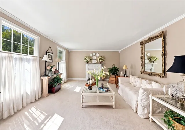 Photo 3 of Single family home for sale at 1532 Glenwood Rd, Upper St Clair, PA 15241 | MLS# 1774618 | Listing updated on 2026-10-12