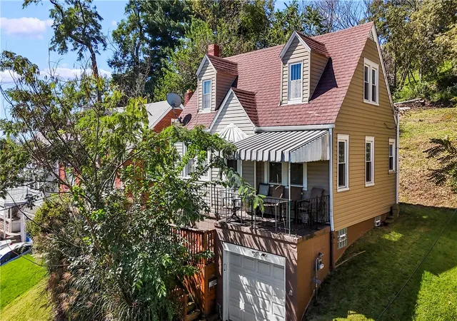 Photo 1 of Single family home for sale at 1711 Leister St, Spring Hill, PA 15212 | MLS# 1774383 | Listing updated on 2026-10-20