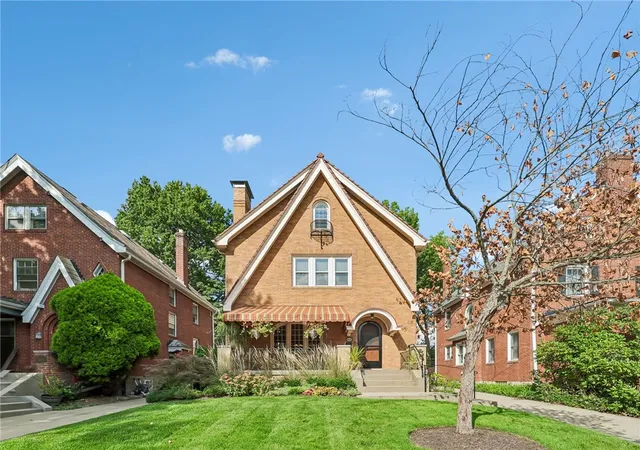 Photo 1 of Sale Pending at 6929 Rosewood, Point Breeze, PA 15208 | MLS# 1775003 | Listing updated on 2026-10-14