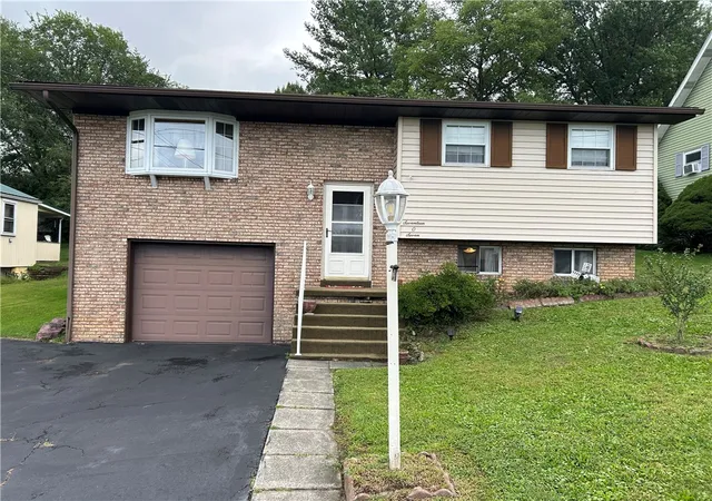 Photo 1 of Single family home for sale at 1707 2nd Street, South Connellsville, PA 15425 | MLS# 1775010 | Listing updated on 2026-10-21