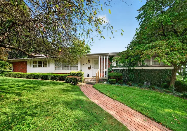 Photo 1 of Single family home for sale at 603 Wood St, Ellwood City, PA 16117 | MLS# 1775146 | Listing updated on 2026-10-29