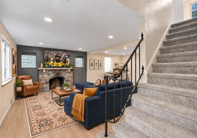 Photo 3 of Single family home for sale at 3713 Churchview Ave, Baldwin Boro, PA 15236 | MLS# 1775021 | Listing updated on 2026-10-16