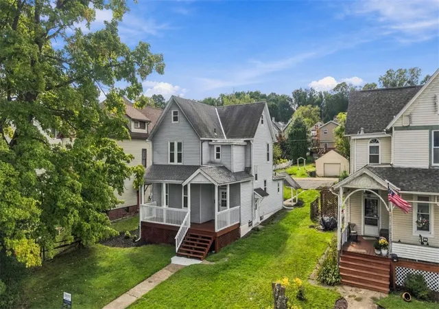 Photo 2 of Single family home for sale at 1522 Ridge, Coraopolis, PA 15108 | MLS# 1775191 | Listing updated on 2026-10-17