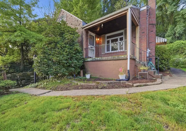 Photo 3 of Single family home for sale at 610 Cascade Rd, Forest Hills Boro, PA 15221 | MLS# 1775283 | Listing updated on 2026-10-20