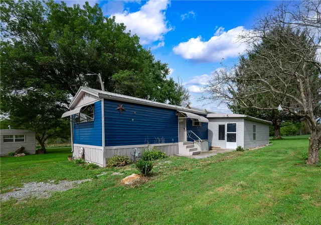 Photo 3 of Manufactured home for sale at 224 County Line Rd, Marion Twp, PA 16038 | MLS# 1774802 | Listing updated on 2026-10-20