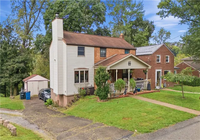 Photo 2 of Single family home for sale at 136 Marlow Dr, Penn Hills, PA 15235 | MLS# 1775357 | Listing updated on 2026-10-17