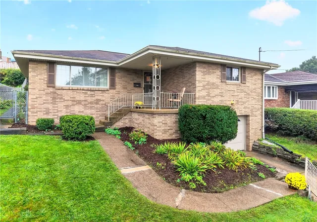 Photo 1 of Single family home for sale at 106 Cedarbrook Dr, Crafton Heights, PA 15220 | MLS# 1775228 | Listing updated on 2026-10-20