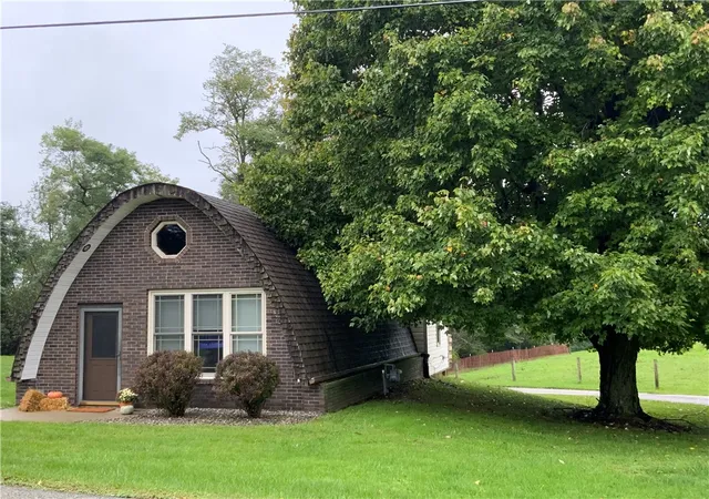 Photo 1 of Single family home for sale at 278 Mckee Rd, Canton Twp, PA 15301 | MLS# 1775582 | Listing updated on 2026-10-20