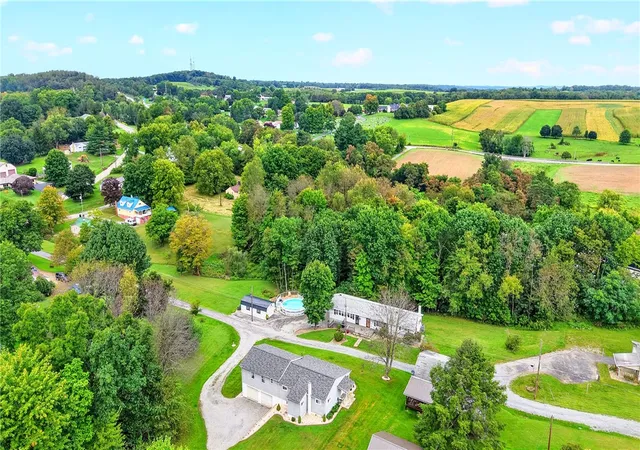 Photo 3 of Single family home for sale at 119 Leech Ln, North Sewickley Twp, PA 15010 | MLS# 1775434 | Listing updated on 2026-10-21
