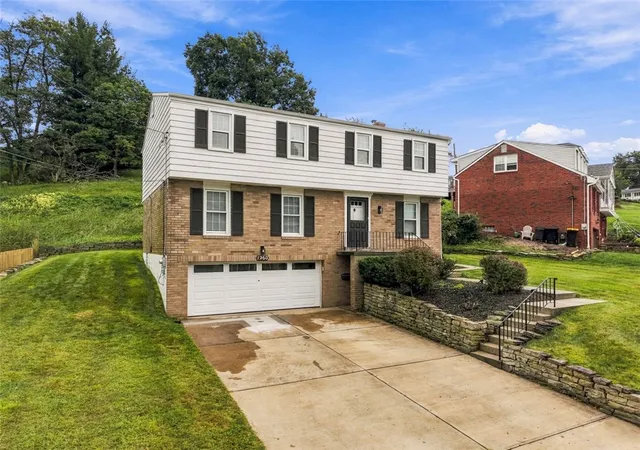 Photo 2 of Single family home for sale at 1260 Delfield, Bethel Park, PA 15102 | MLS# 1775661 | Listing updated on 2026-10-20