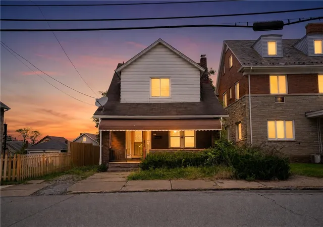 Photo 1 of Single family home for sale at 2909 Versailles Ave, Mc Keesport, PA 15132 | MLS# 1773873 | Listing updated on 2026-10-20