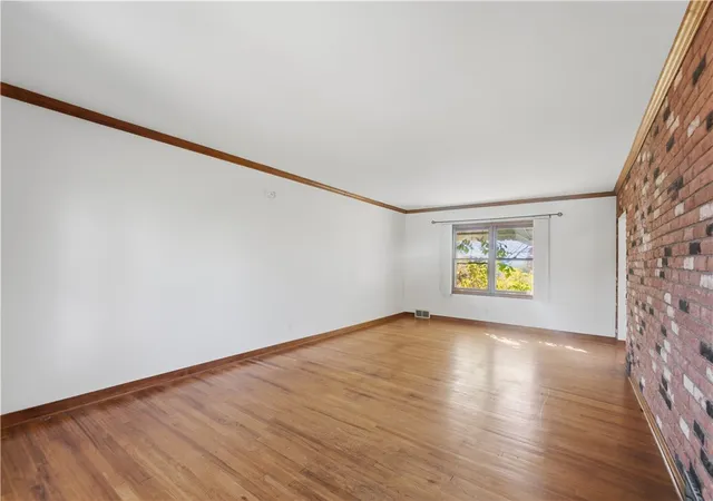 Photo 3 of Single family home for sale at 6929 Monroe Ave, West Mifflin, PA 15122 | MLS# 1775753 | Listing updated on 2026-10-18