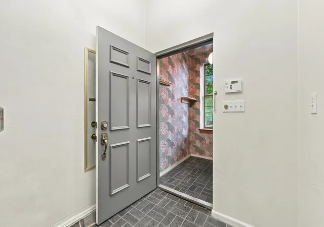 Listing Photo 5 - Condo for sale in building located at 312 Denniston St, Pittsburgh, PA 15206 - Unit #A