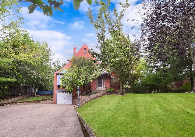Photo 1 of Single family home for sale at 138 Siebert Rd, Ross Twp, PA 15237 | MLS# 1775786 | Listing updated on 2026-10-13