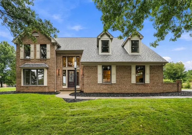 Photo 1 of Single family home for sale at 2037 Broad Hl Farms Rd, Moon/crescent Twp, PA 15108 | MLS# 1775807 | Listing updated on 2026-10-14