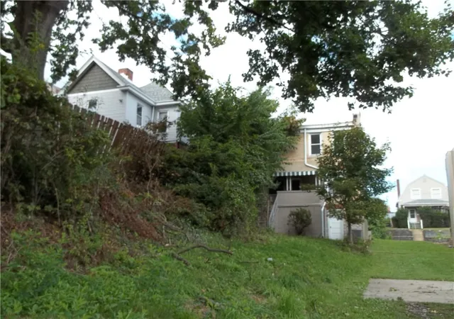 Photo 25 of Single family home for sale at 113 Woodlawn, Bellevue, PA 15202 | MLS# 1775564 | Listing updated on 2026-10-20