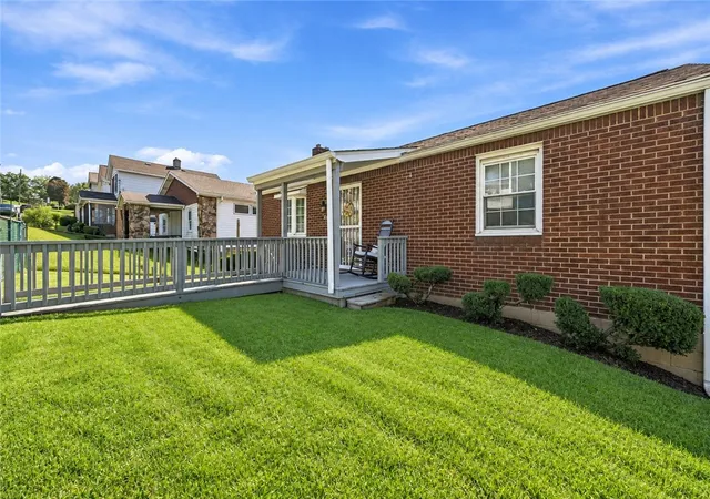 Photo 3 of Single family home for sale at 718 Laura St, West Mifflin, PA 15122 | MLS# 1775769 | Listing updated on 2026-10-18