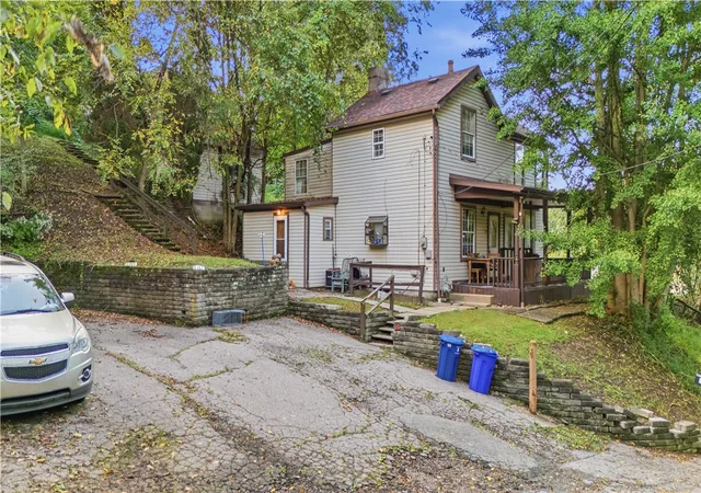 Photo 3 of Multi family home for sale at 2514 2516 Dalemount St, Beechview, PA 15216 | MLS# 1775757 | Listing updated on 2026-10-12