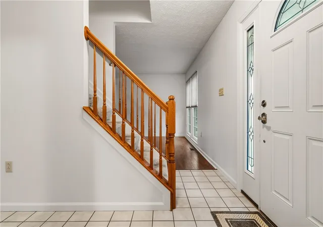 Photo 2 of Single family home for sale at 336 Indian Ridge Dr, Moon/crescent Twp, PA 15108 | MLS# 1775277 | Listing updated on 2026-10-17