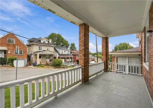 Photo 3 of Single family home for sale at 1500 Creedmoor Ave, Brookline, PA 15226 | MLS# 1775898 | Listing updated on 2026-10-12