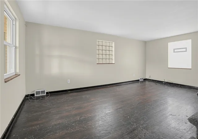 Photo 38 of Single family home for sale at 1180 Ridge Ave, N Braddock, PA 15104 | MLS# 1773867 | Listing updated on 2026-10-20