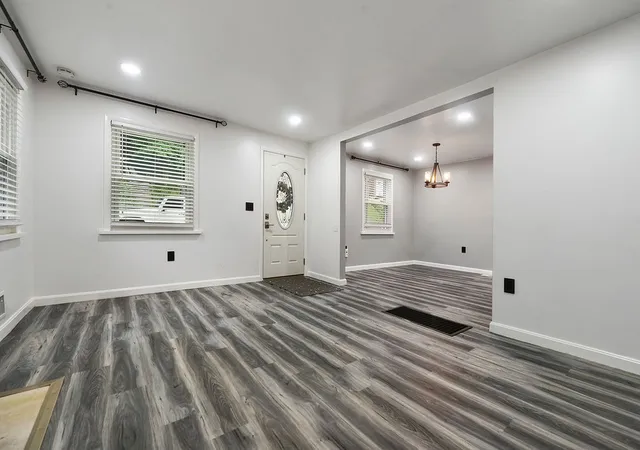 Photo 3 of Single family home for sale at 1527 Sylvan Ter, Wilkinsburg, PA 15221 | MLS# 1775944 | Listing updated on 2026-10-18
