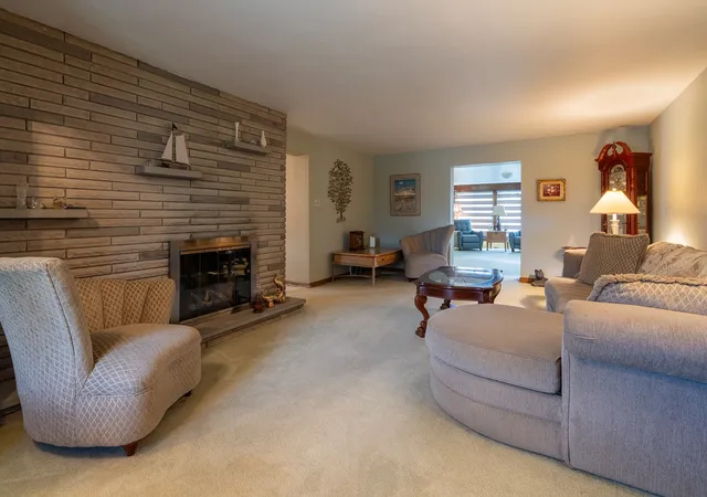 Photo 3 of Single family home for sale at 142 Green, Pleasant Hills, PA 15236 | MLS# 1776005 | Listing updated on 2026-10-18