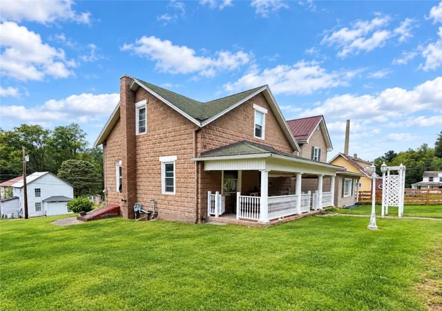 Photo 2 of Single family home for sale at 108 Clay Ave, Pine Twp, PA 16259 | MLS# 1776013 | Listing updated on 2026-10-12