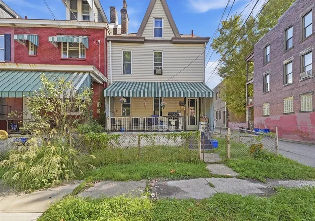 Photo 1 of Single family home for sale at 5027 Lytle St, Hazelwood, PA 15207 | MLS# 1775997 | Listing updated on 2026-10-12