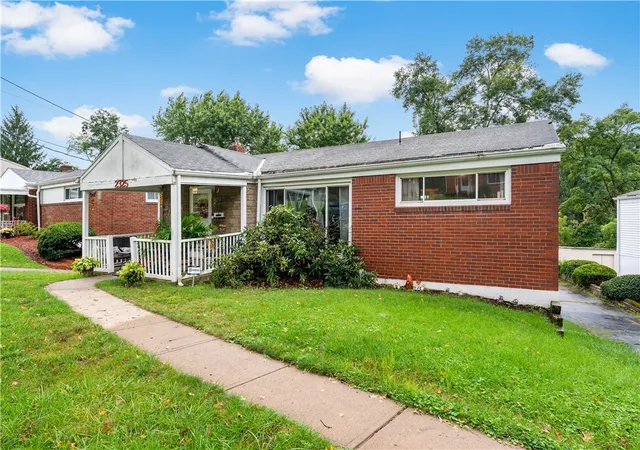 Photo 2 of Single family home for sale at 2325 Crestview Rd, Banksville/westwood, PA 15216 | MLS# 1776090 | Listing updated on 2026-10-20