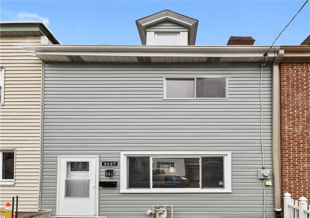 Photo 1 of Single family home for sale at 3227 Mary St, South Side, PA 15203 | MLS# 1776188 | Listing updated on 2026-10-20