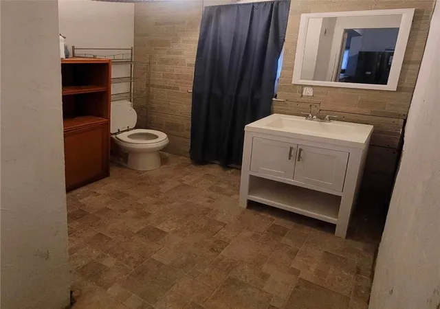 Photo 3 of Single family home for sale at 7213 Race St, Homewood Brushton, PA 15208 | MLS# 1775594 | Listing updated on 2026-10-16