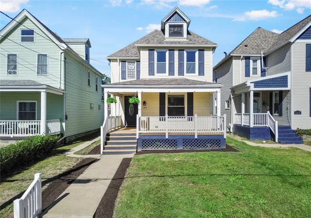 Photo 1 of Single family home for sale at 143 Blackhawk St, Squirrel Hill, PA 15218 | MLS# 1776359 | Listing updated on 2026-10-19