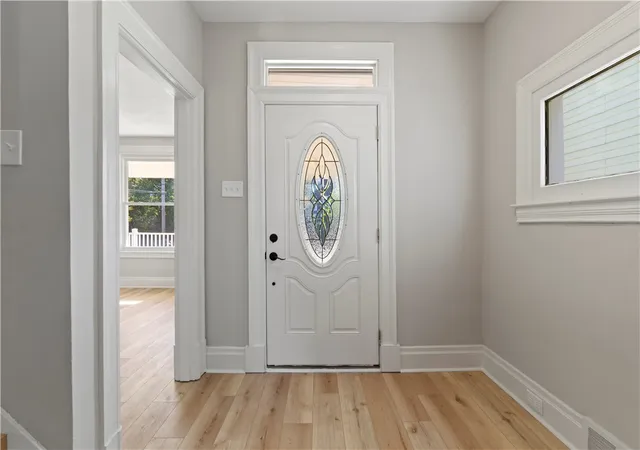 Photo 3 of Single family home for sale at 143 Blackhawk St, Squirrel Hill, PA 15218 | MLS# 1776359 | Listing updated on 2026-10-19