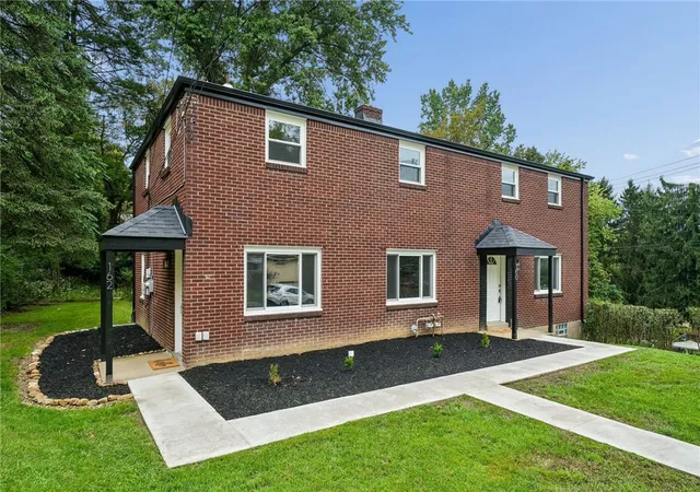 Photo 2 of Single family home for sale at 160 162 Faybern, Verona, PA 15147 | MLS# 1776194 | Listing updated on 2026-10-17