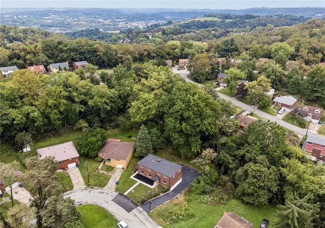 Photo 42 of Single family home for sale at 160-162 Faybern, Verona, PA 15147 | MLS# 1776194 | Listing updated on 2026-10-17