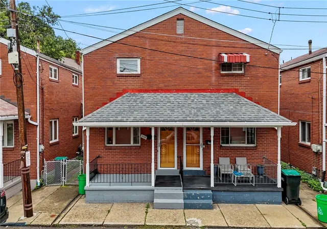 Photo 1 of Single family home for sale at 206 School St, Sharpsburg, PA 15215 | MLS# 1776413 | Listing updated on 2026-10-08