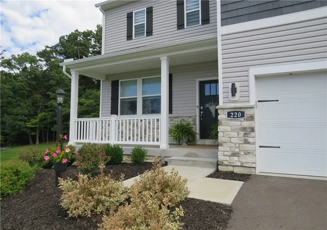Photo 3 of Single family home for sale at 220 Crabapple Ln, North Sewickley Twp, PA 15010 | MLS# 1776546 | Listing updated on 2026-10-19