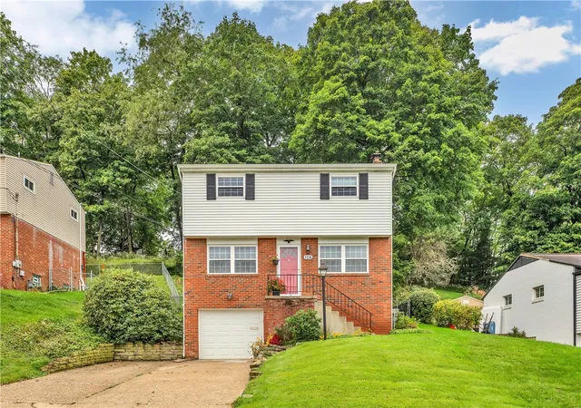 Photo 1 of Single family home for sale at 1114 Mcknight Dr, Bethel Park, PA 15102 | MLS# 1776491 | Listing updated on 2026-10-20