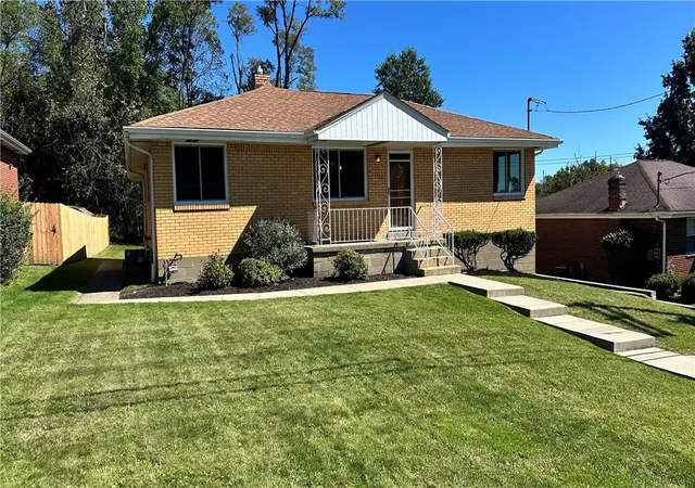 Photo 2 of Single family home for sale at 136 Richey Dr, Penn Hills, PA 15147 | MLS# 1776623 | Listing updated on 2026-10-16