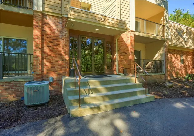 Photo 3 of Condo for sale at 555 Sloop Rd #14, Mc Candless, PA 15237 | MLS# 1776454 | Listing updated on 2026-10-21