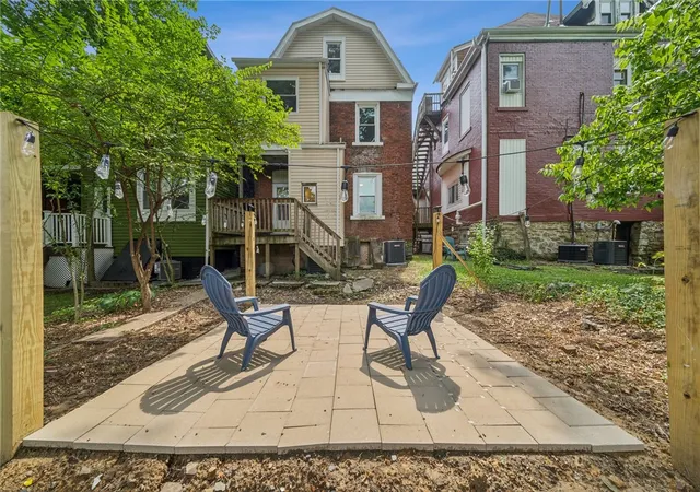 Photo 2 of Single family home for sale at 5421 Wellesley Ave, Highland Park, PA 15206 | MLS# 1776934 | Listing updated on 2026-10-19