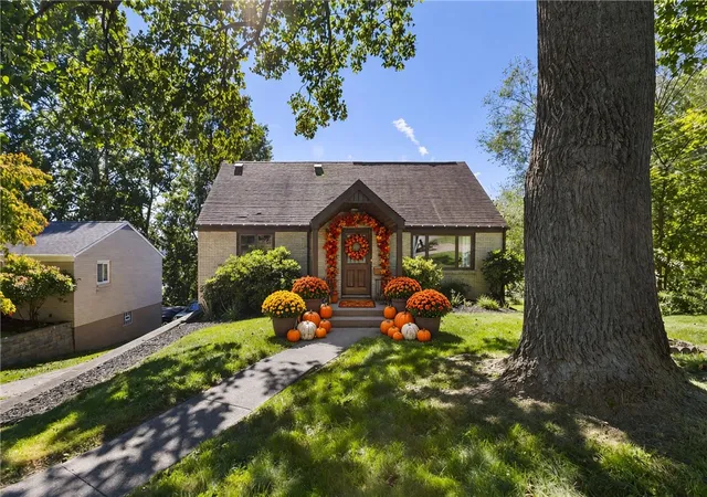 Single family home for sale at 101 Plainfield Ave, Emsworth, PA 15202 | MLS# 1776937